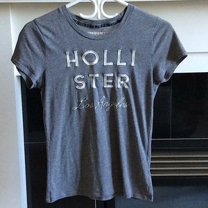 hollister t-shirt